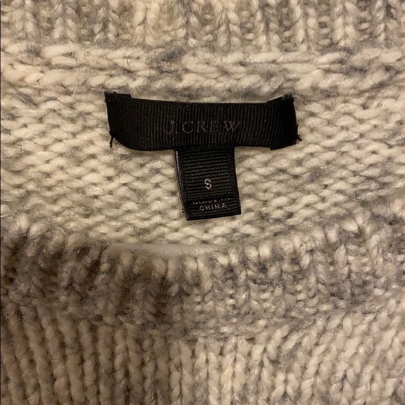 Gray sweater - Picture 2 of 2